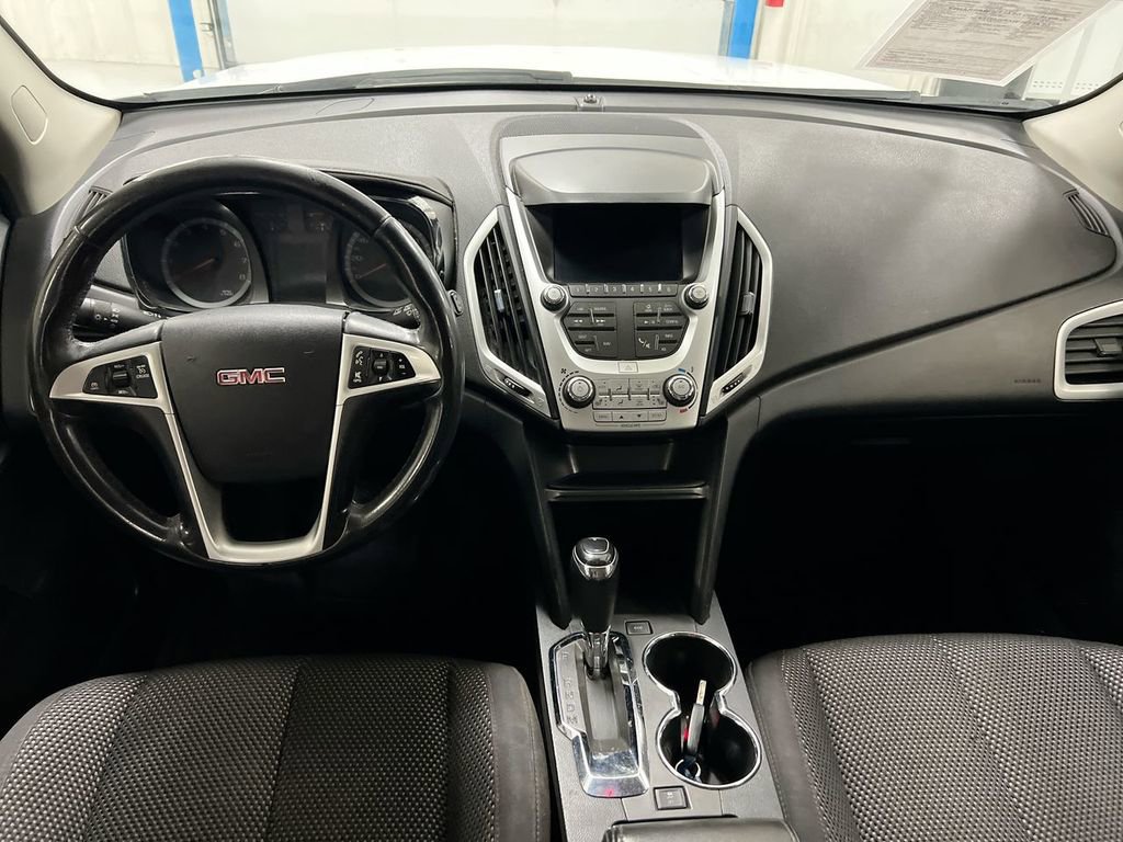 Used 2017 GMC Terrain SLE w/ Convenience Package AWD/4WD image 10
