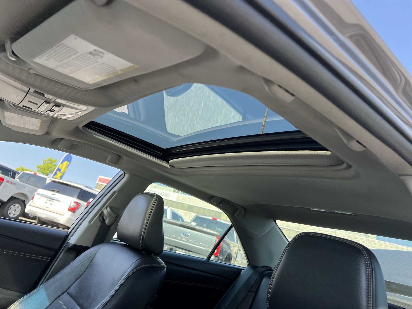 Used 2016 Toyota Camry XLE FWD image 22