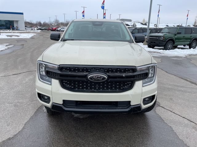 New 2025 Ford Ranger XLT w/ FX4 Off-Road Package AWD/4WD image 4