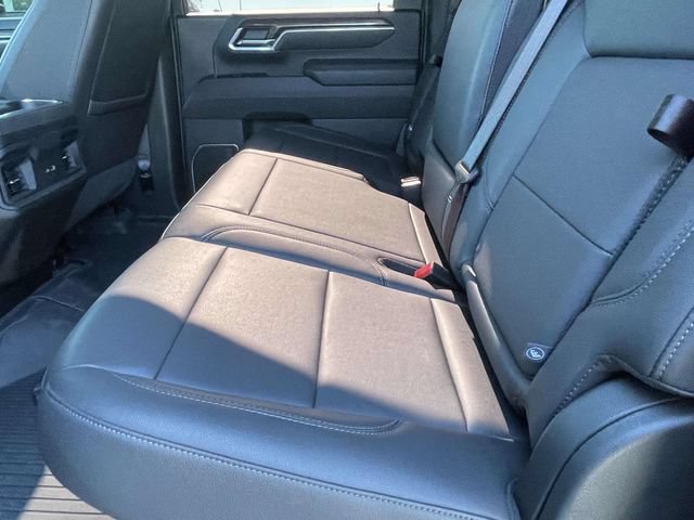 Used 2025 Chevrolet Silverado 2500 LT w/ Trail Boss Package AWD/4WD image 12