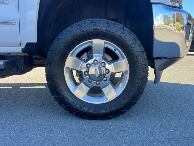 Used 2018 Chevrolet Silverado 2500 LTZ w/ Duramax Plus Package AWD/4WD image 4