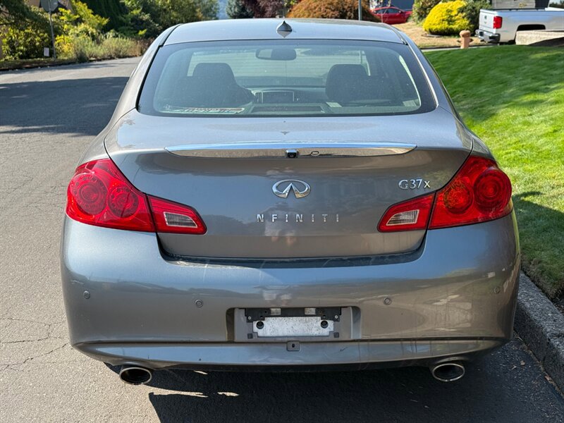 Used 2013 INFINITI G37 x w/ Premium Pkg AWD/4WD image 5