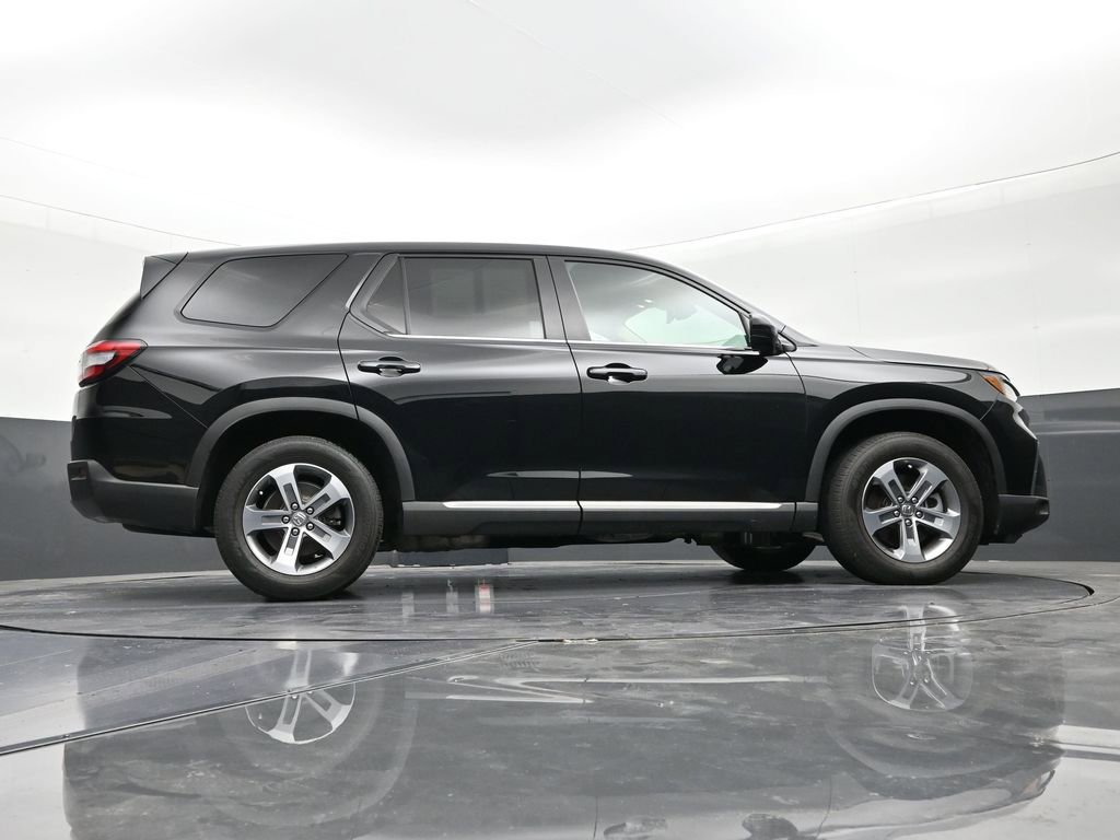 Used 2025 Honda Pilot EX-L image 25