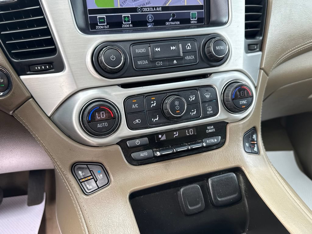 Used 2019 GMC Yukon SLT w/ HD Trailering Package AWD/4WD image 38