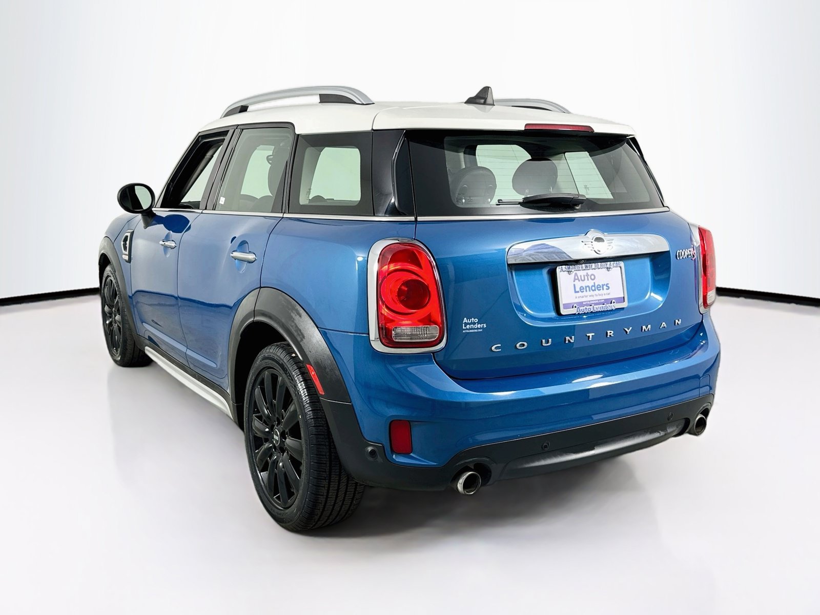 Used 2019 MINI Cooper Countryman S w/ Premium Package FWD image 7