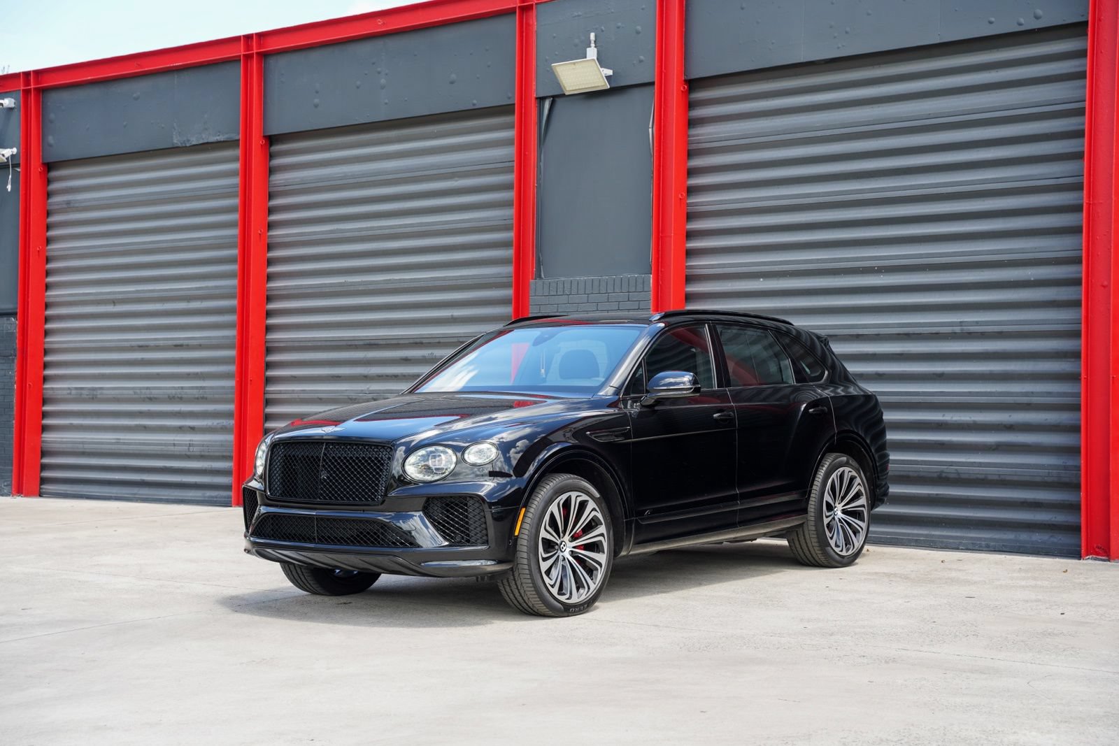 Used 2023 Bentley Bentayga