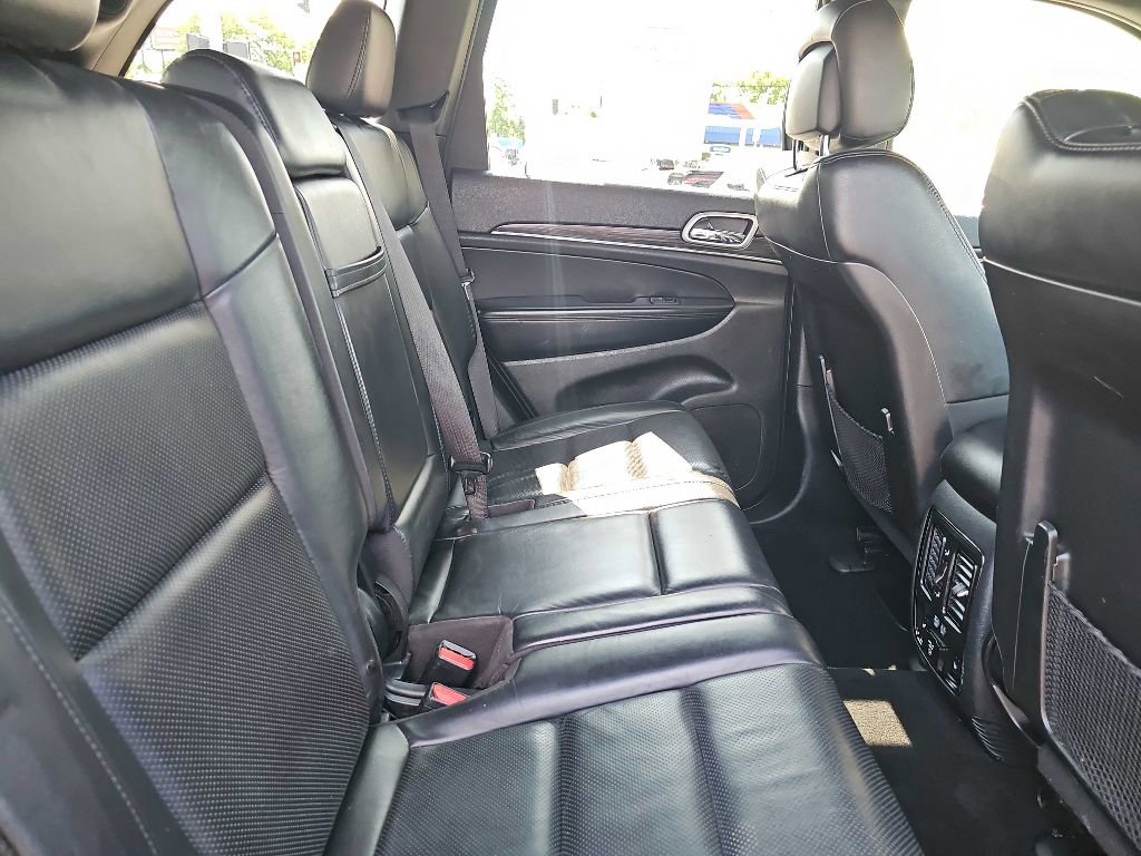 Used 2020 Jeep Grand Cherokee Limited w/ Luxury Group II image 51