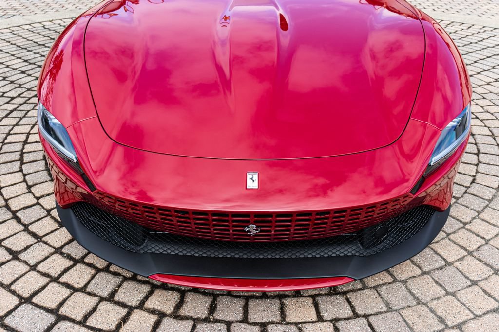 Certified 2025 Ferrari Roma Spider RWD image 13