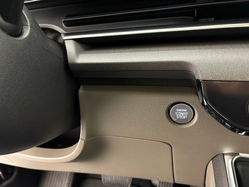 New 2026 Kia Carnival EX FWD image 29