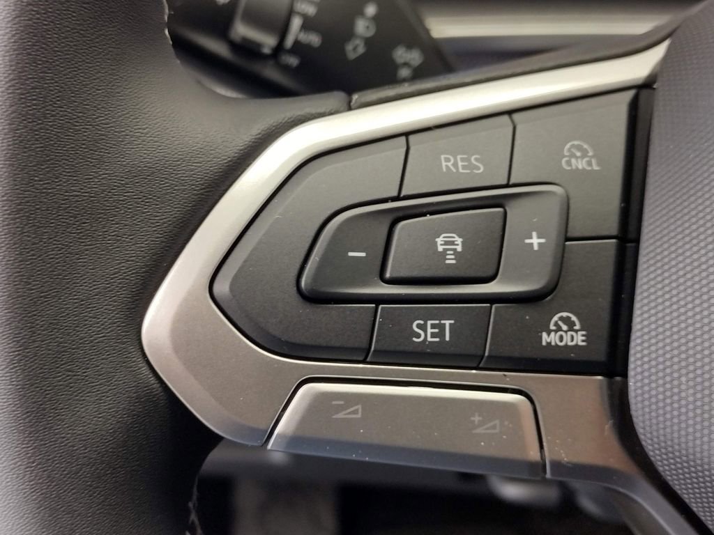 New 2026 Volkswagen Tiguan S image 21