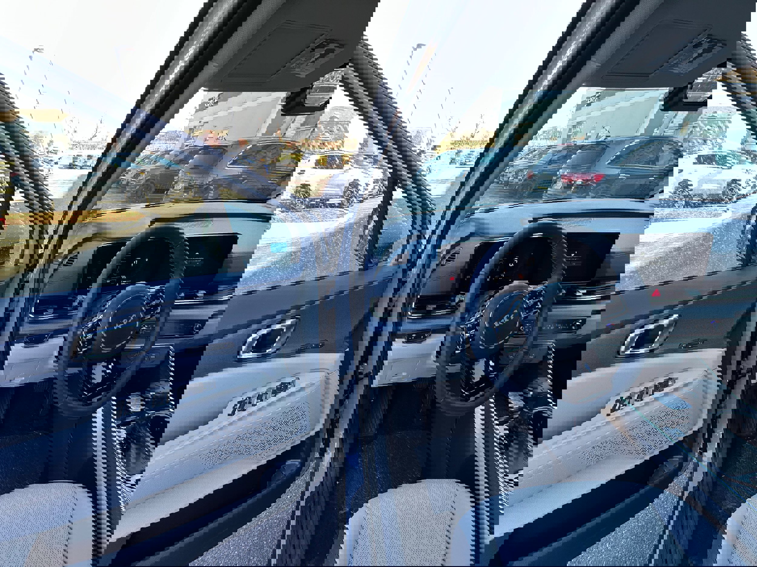 New 2026 Kia Carnival EX image 42