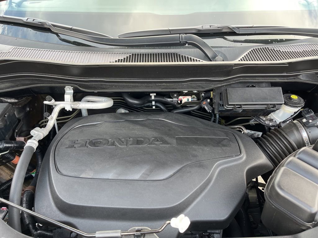 Certified 2022 Honda Pilot Sport image 10