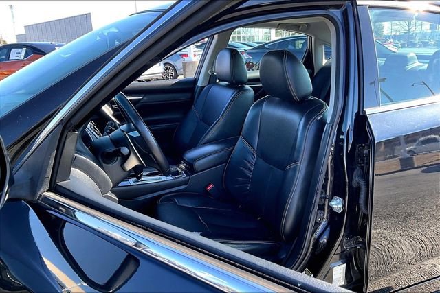 Used 2018 Nissan Altima 3.5 SL image 16
