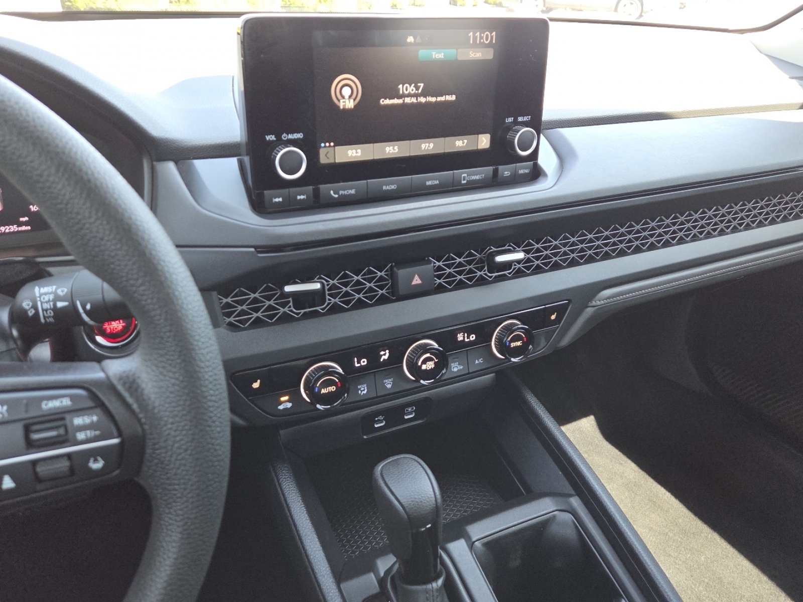Used 2024 Honda Accord EX image 28