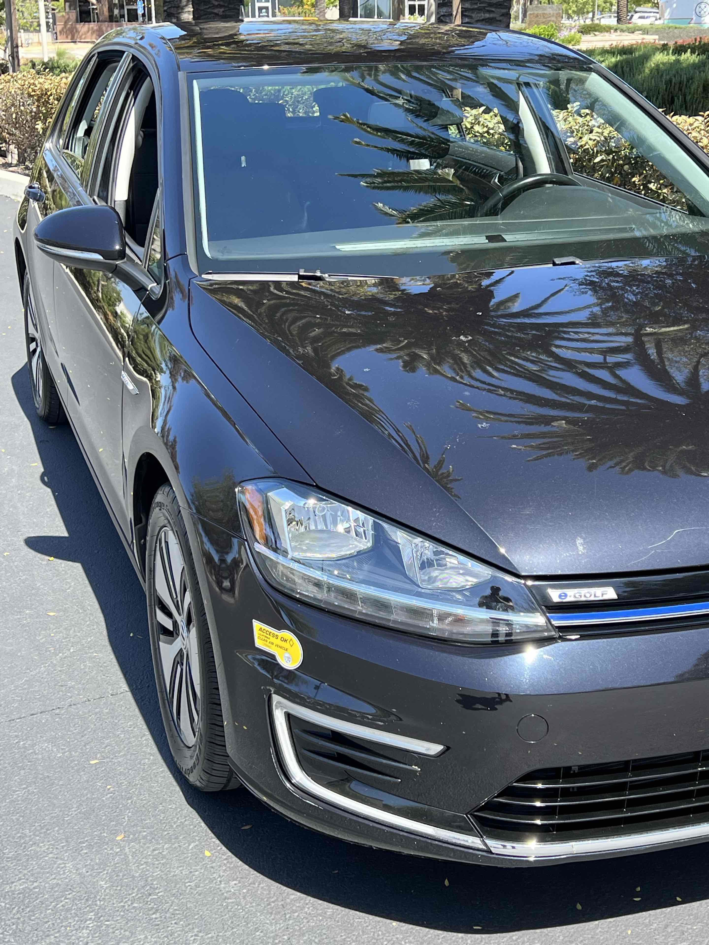 Used 2019 Volkswagen e-Golf SE w/ Driver Assistance Package FWD image 81