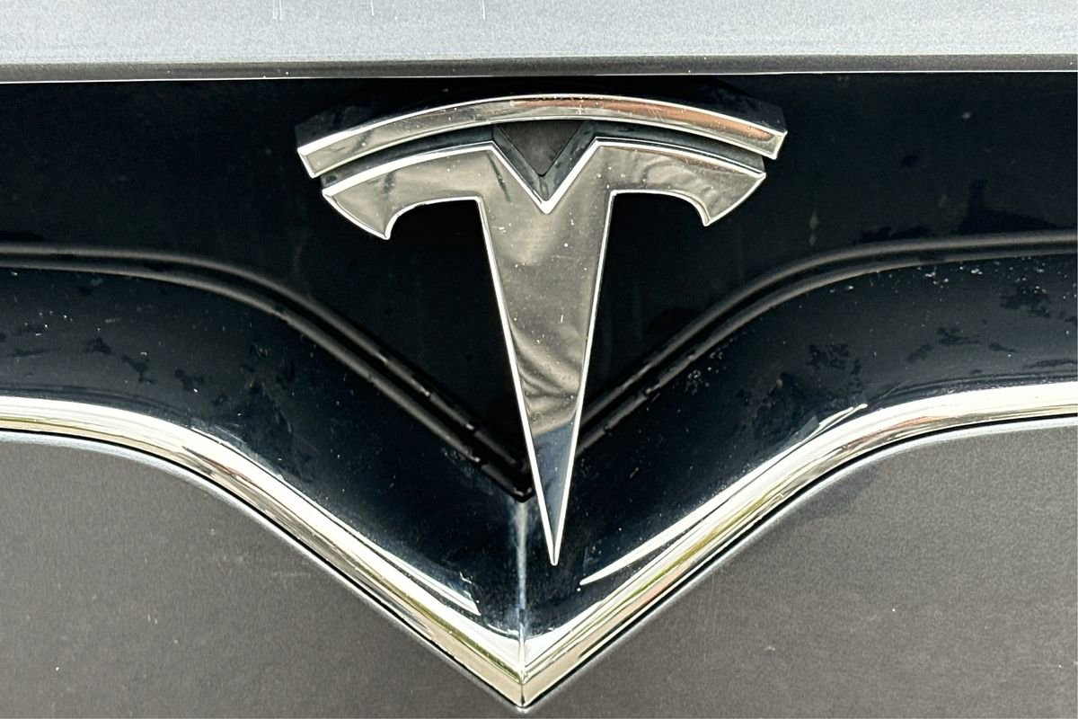 Used 2020 Tesla Model X Performance image 26