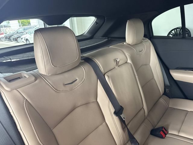 Certified 2024 Cadillac XT4 Luxury w/ Cold Weather Package AWD/4WD image 25