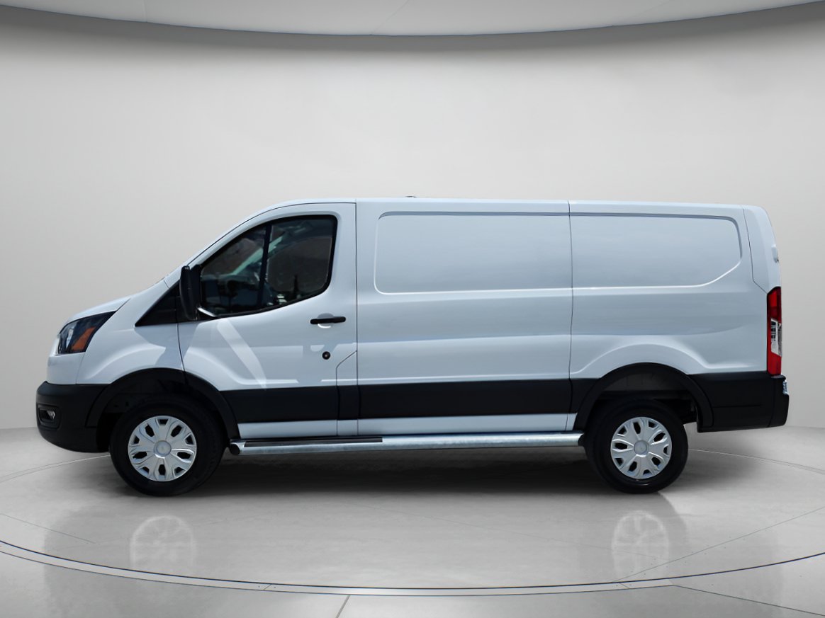 Certified 2025 Ford Transit 250 Low Roof w/ Exterior Upgrade Package RWD image 5