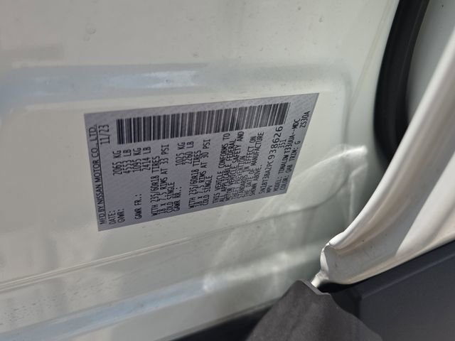 Certified 2023 Nissan Rogue SV FWD image 32