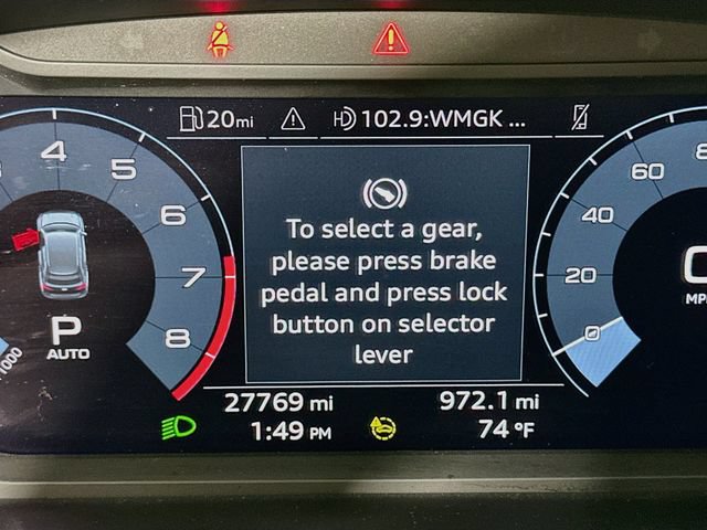 Used 2024 Audi Q3 2.0T Premium AWD/4WD image 13