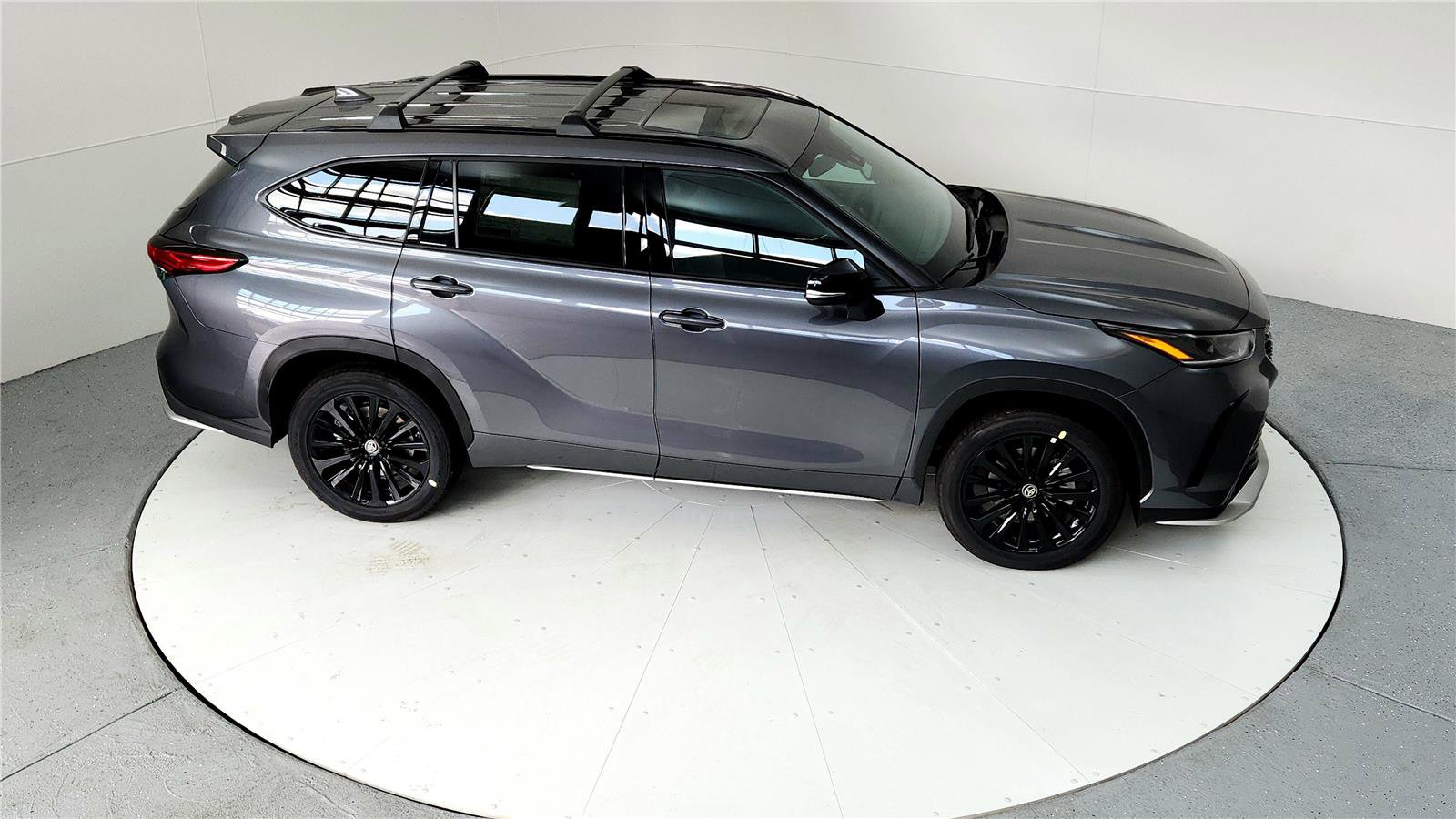 Used 2023 Toyota Highlander XSE AWD/4WD image 20