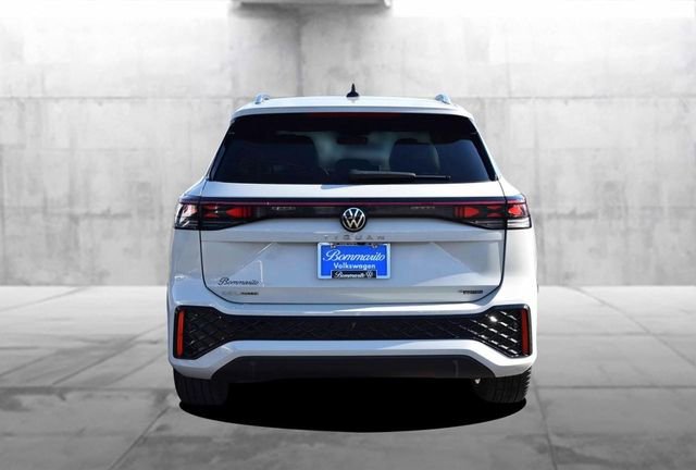 Certified 2026 Volkswagen Tiguan SEL R-Line image 6