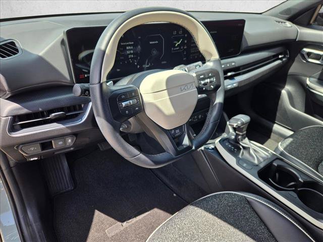 Used 2025 Kia K4 GT-Line FWD image 9