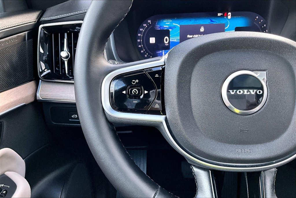 Used 2026 Volvo XC90 B6 Plus AWD/4WD image 26