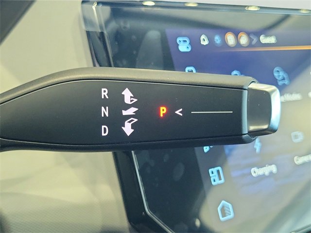 New 2027 Chevrolet Bolt LT w/ Comfort Package image 27