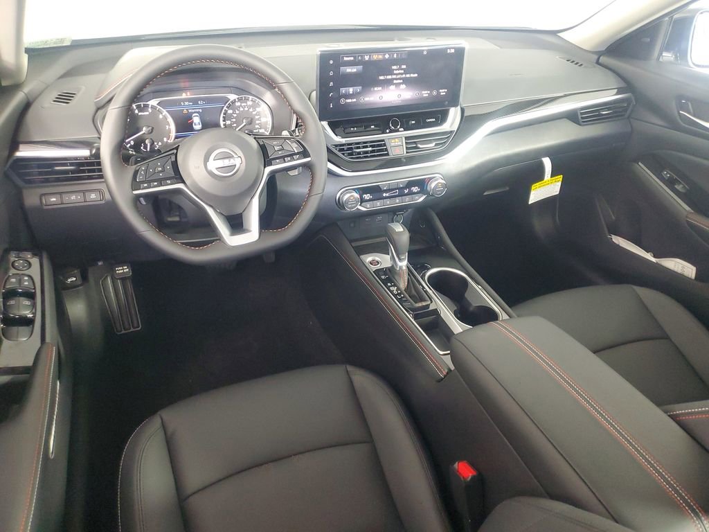 New 2025 Nissan Altima 2.5 SR w/ SR Premium Package image 15
