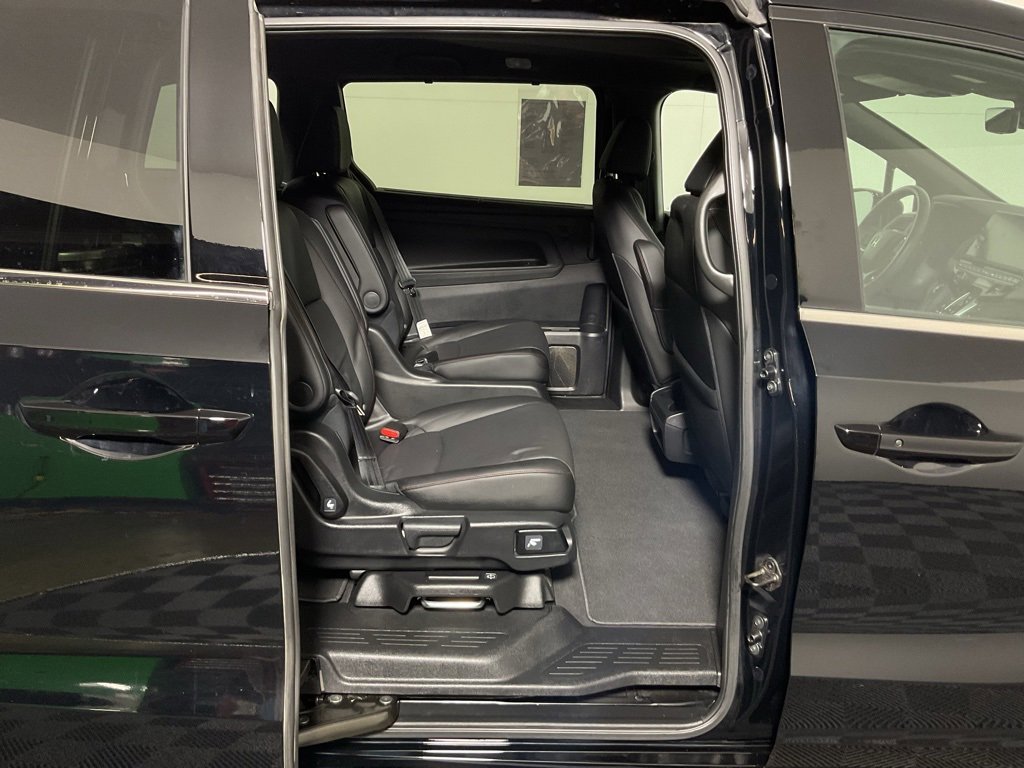 Used 2025 Honda Odyssey Sport-L image 32