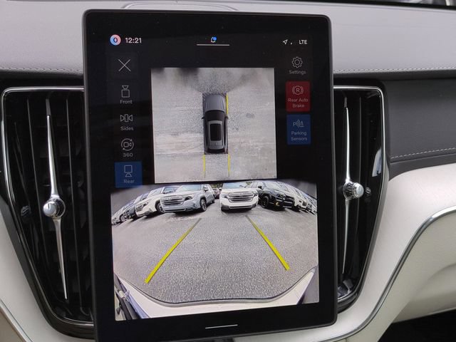 New 2026 Volvo XC60 B5 Ultra w/ Protection Package Premier AWD/4WD image 17