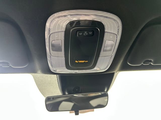 Certified 2025 Hyundai Elantra Sport image 24