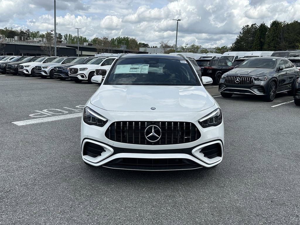 New 2026 Mercedes-Benz GLA 35 AMG 4MATIC image 3