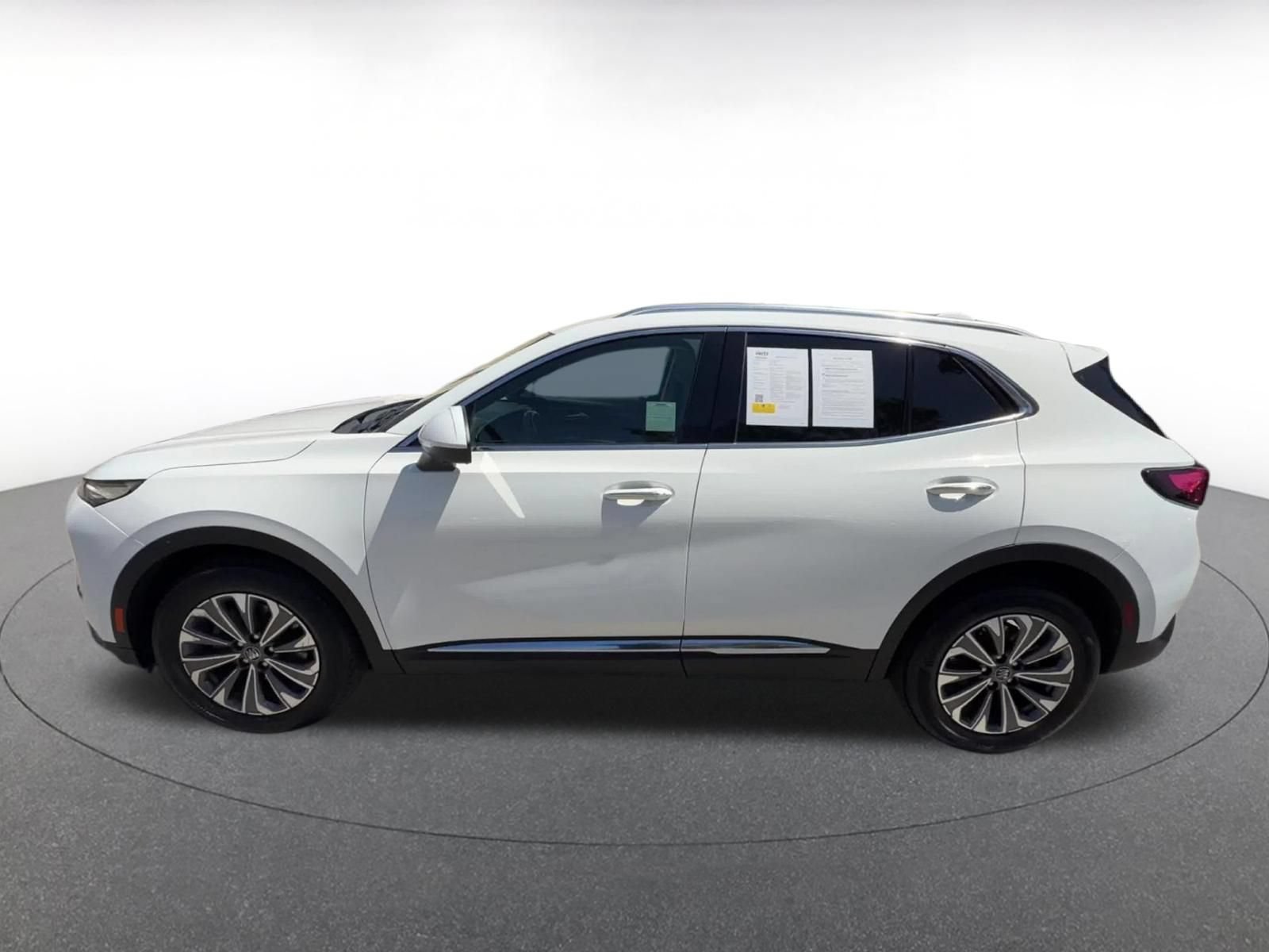 Used 2024 Buick Envision Preferred AWD/4WD image 8