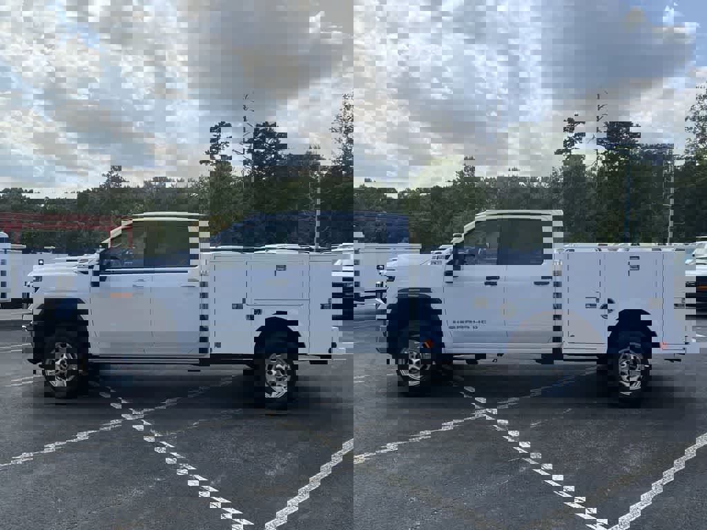 New 2024 GMC Sierra 2500 Pro w/ Convenience Package image 15