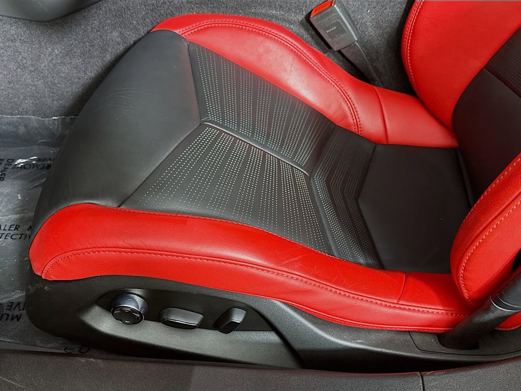 Used 2024 Chevrolet Corvette Stingray Premium Cpe w/ Z51 Performance Package image 20