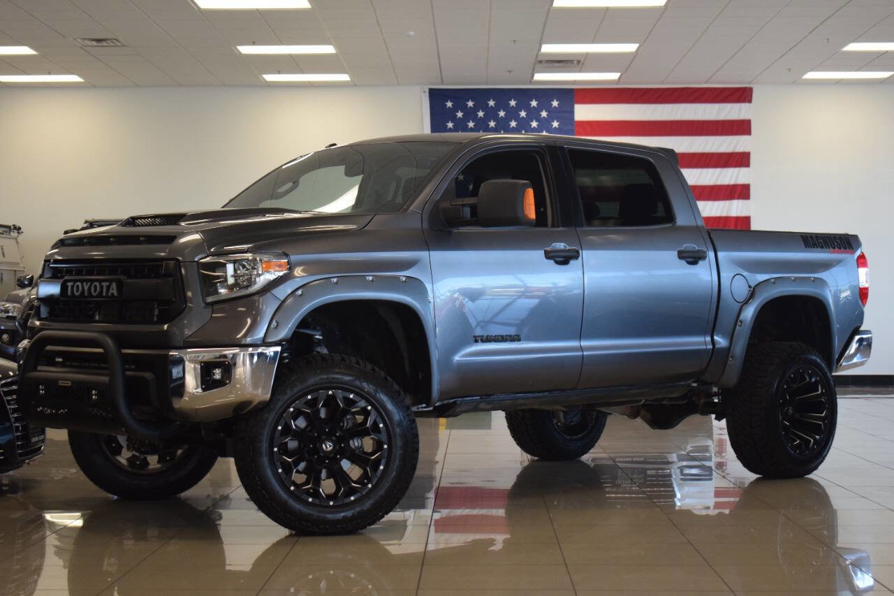 Used 2016 Toyota Tundra SR5 w/ TRD Off Road Package AWD/4WD image 14