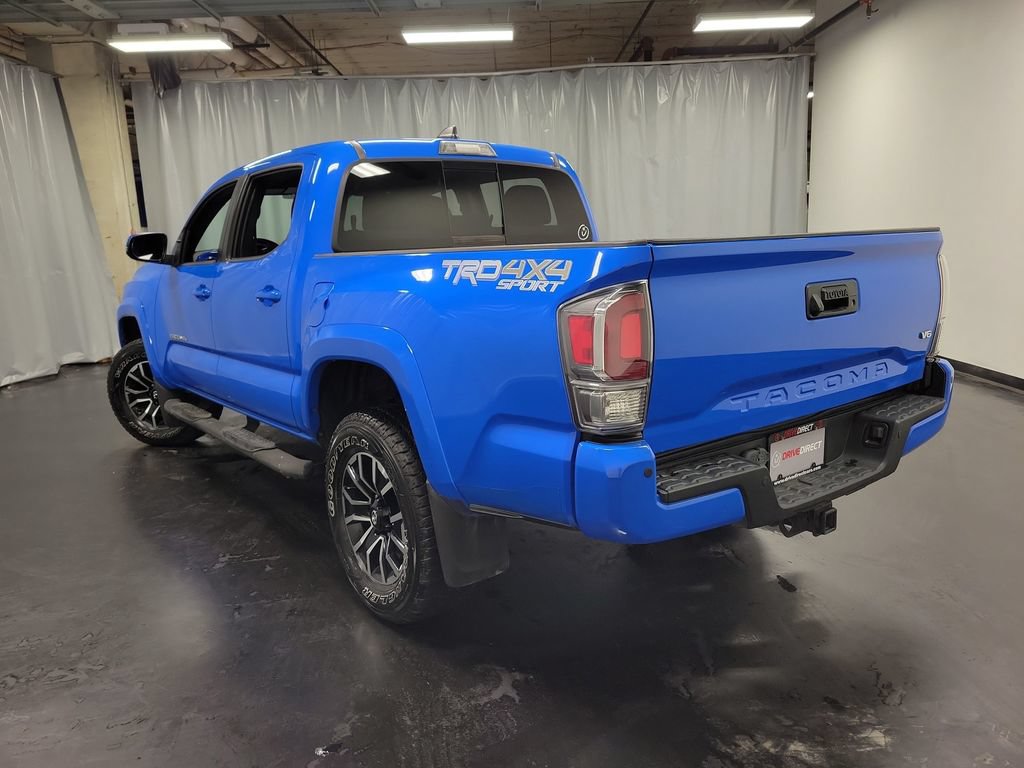 Used 2020 Toyota Tacoma TRD Sport AWD/4WD image 6