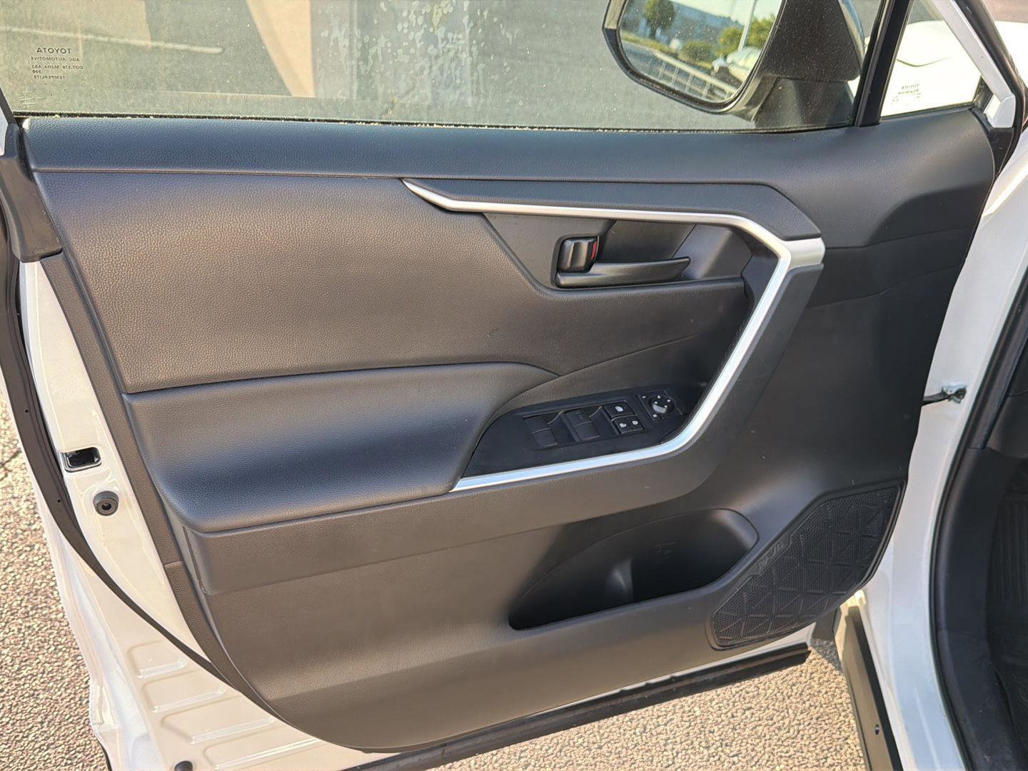 Certified 2024 Toyota RAV4 LE FWD image 16