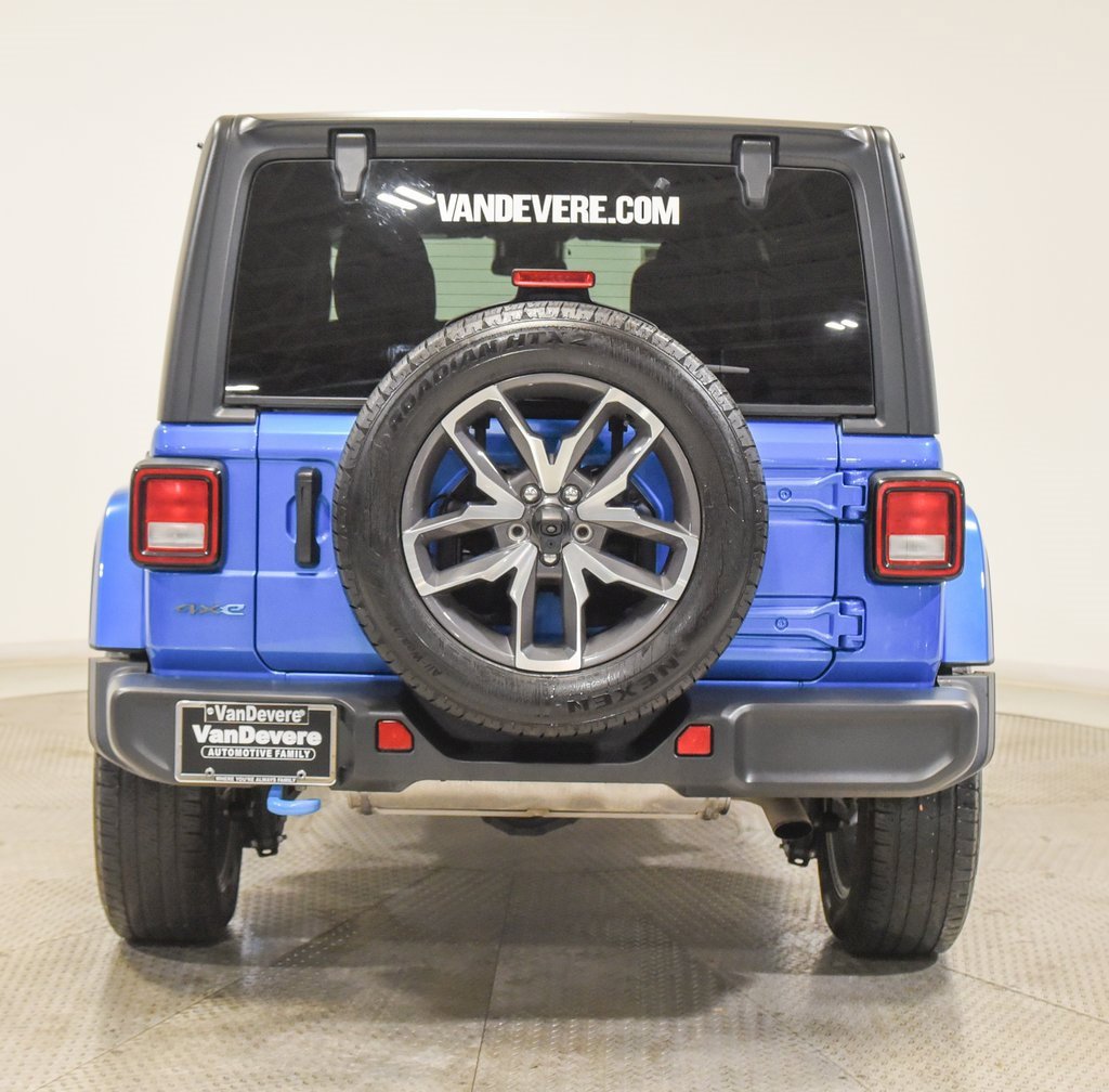 Used 2024 Jeep Wrangler Unlimited w/ Technology Group image 8