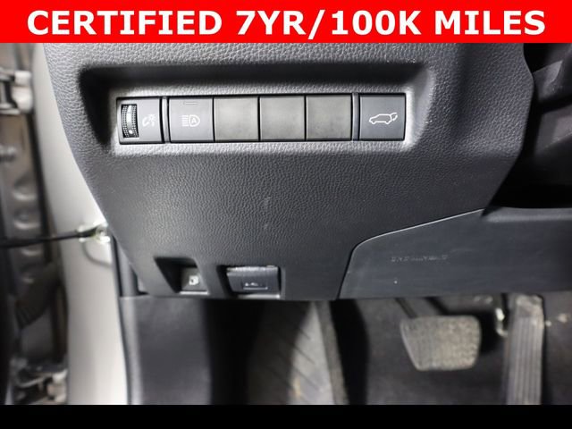 Used 2022 Toyota RAV4 Limited image 19
