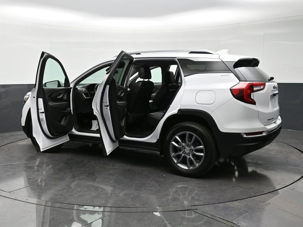 Certified 2022 GMC Terrain SLT image 34