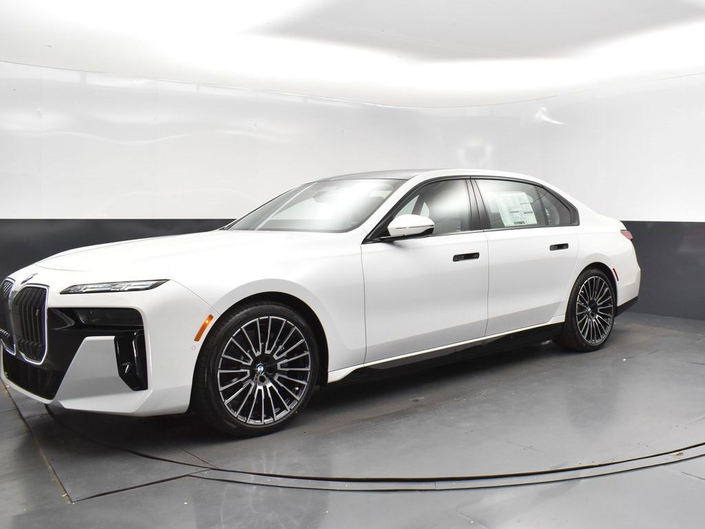 New 2025 BMW i7 eDrive50 w/ Executive Package image 3