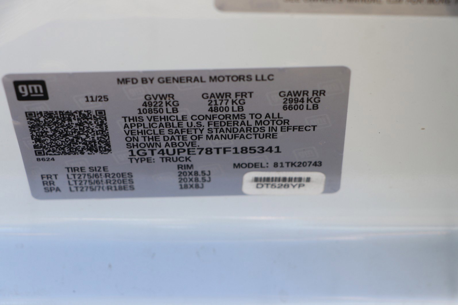 New 2026 GMC Sierra 2500 AT4 image 37