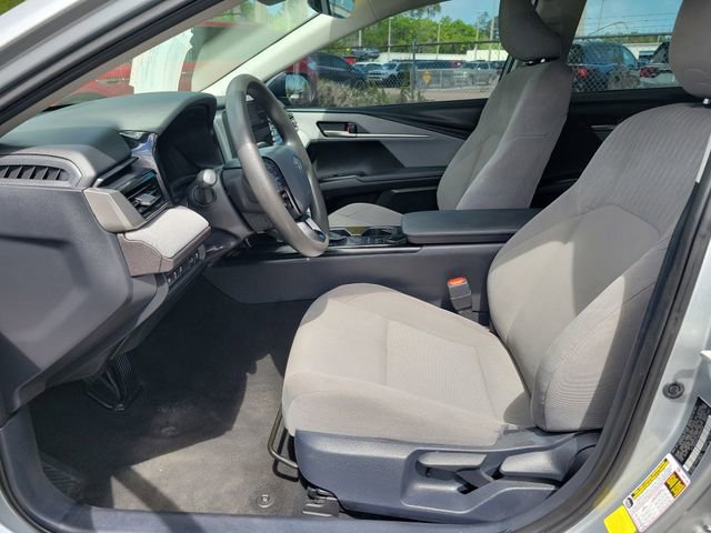 Used 2025 Toyota Camry LE FWD image 16