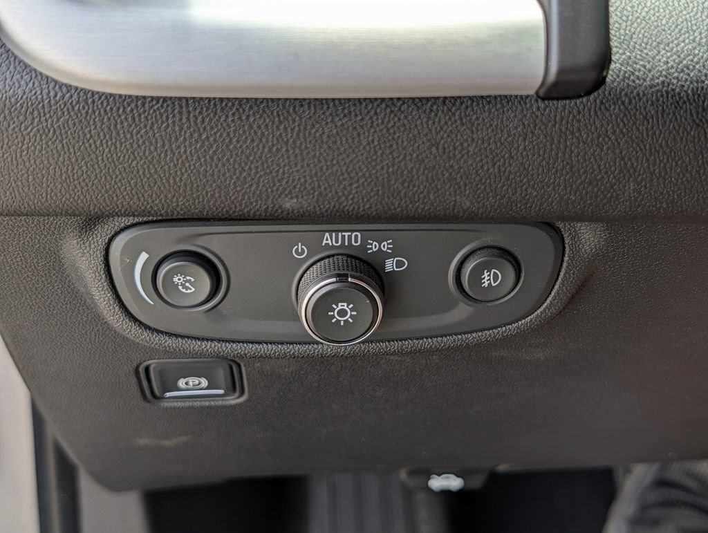 Used 2020 GMC Terrain SLT FWD image 24