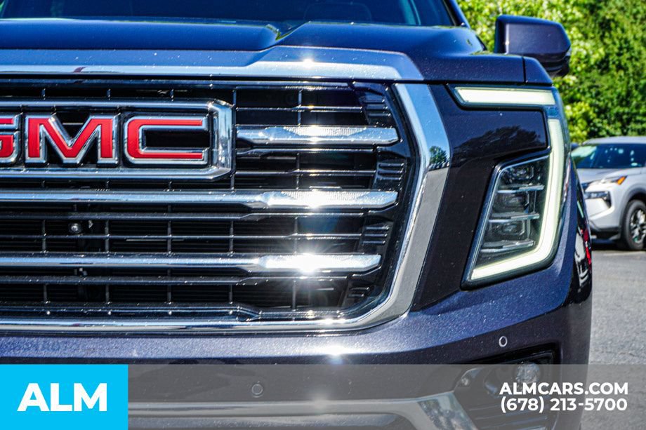 Used 2025 GMC Yukon Elevation AWD/4WD image 11