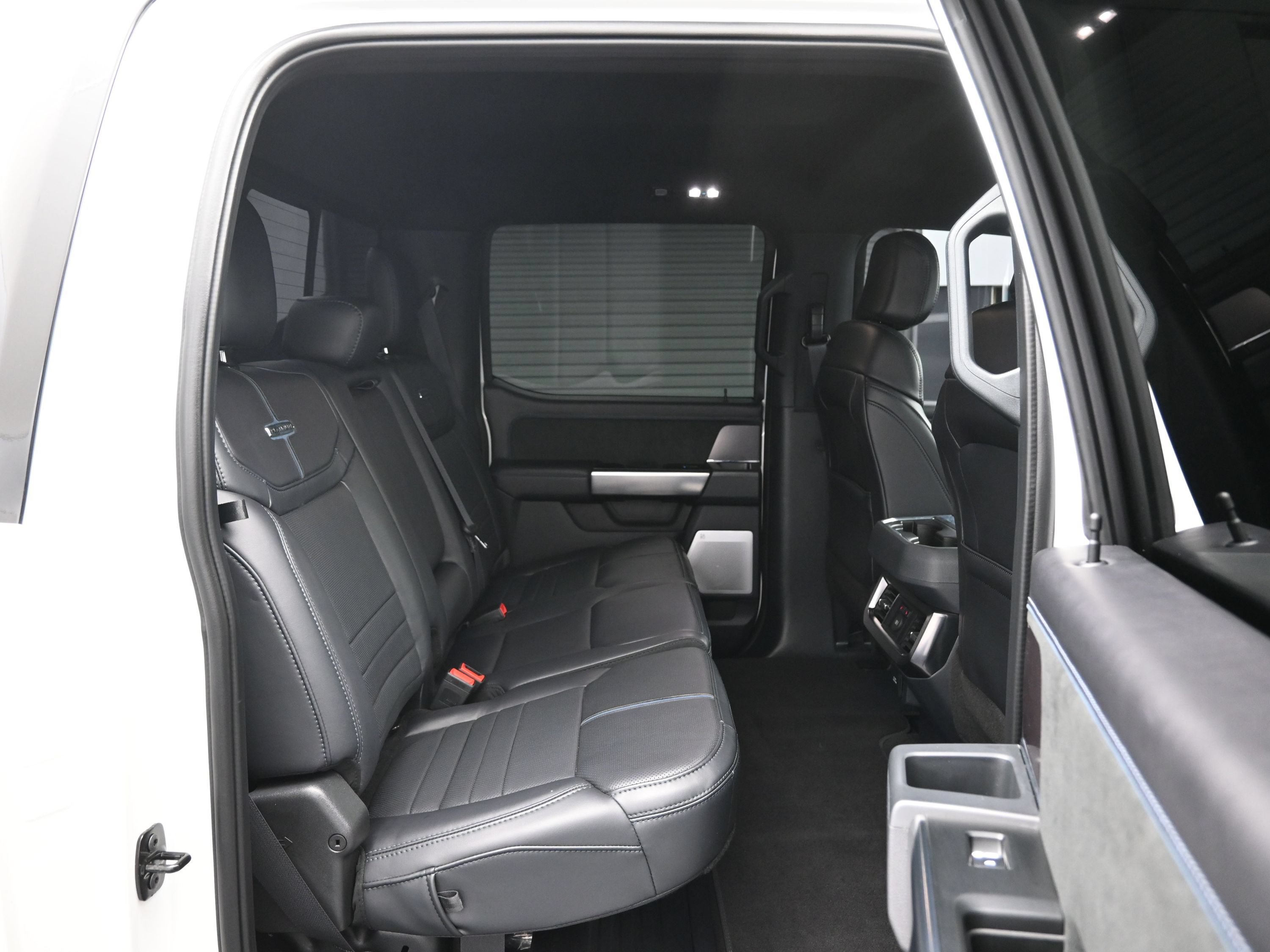 Used 2026 Ford F250 Platinum AWD/4WD image 12
