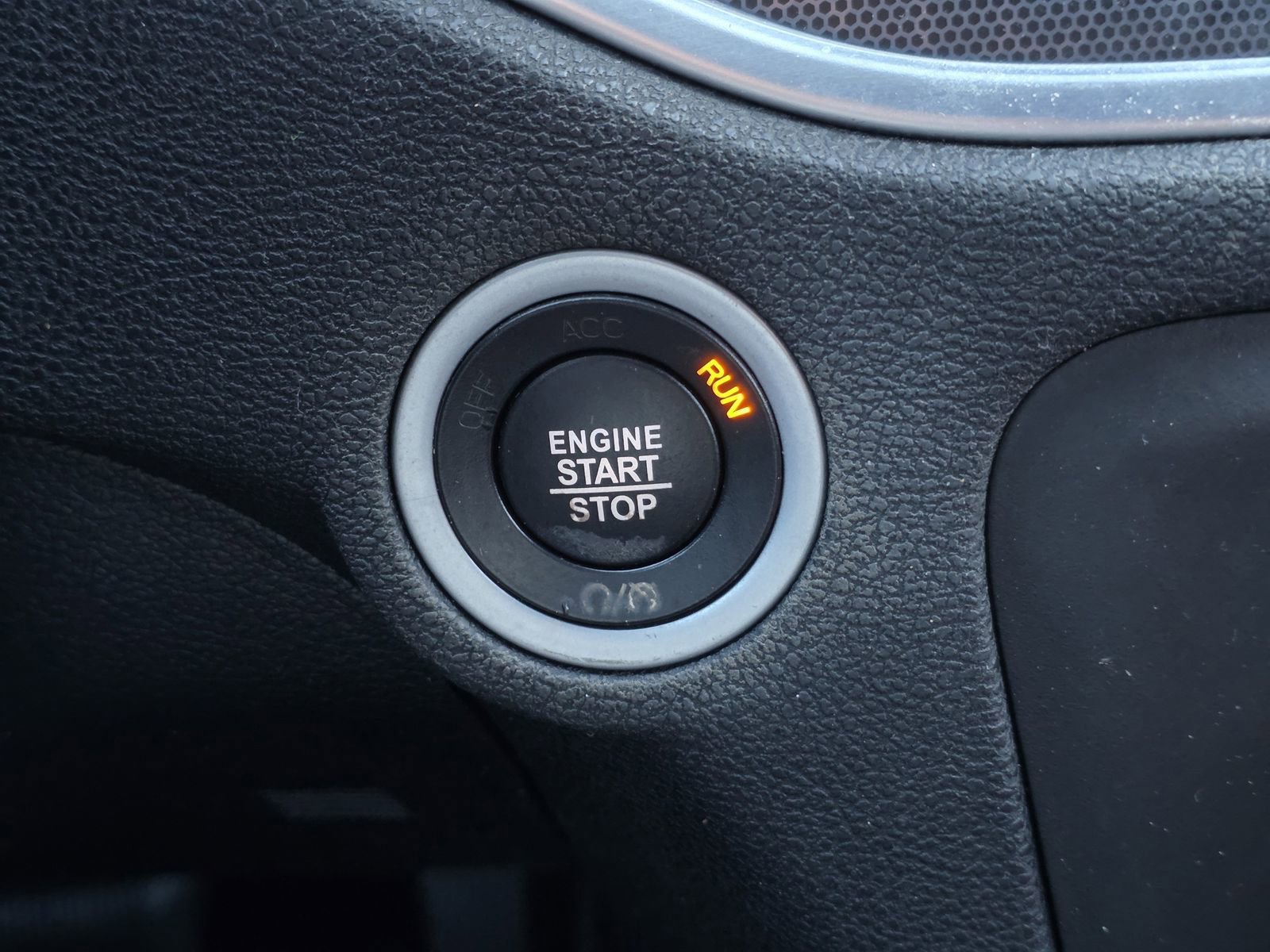 Used 2018 Dodge Charger R/T w/ Plus Group image 26